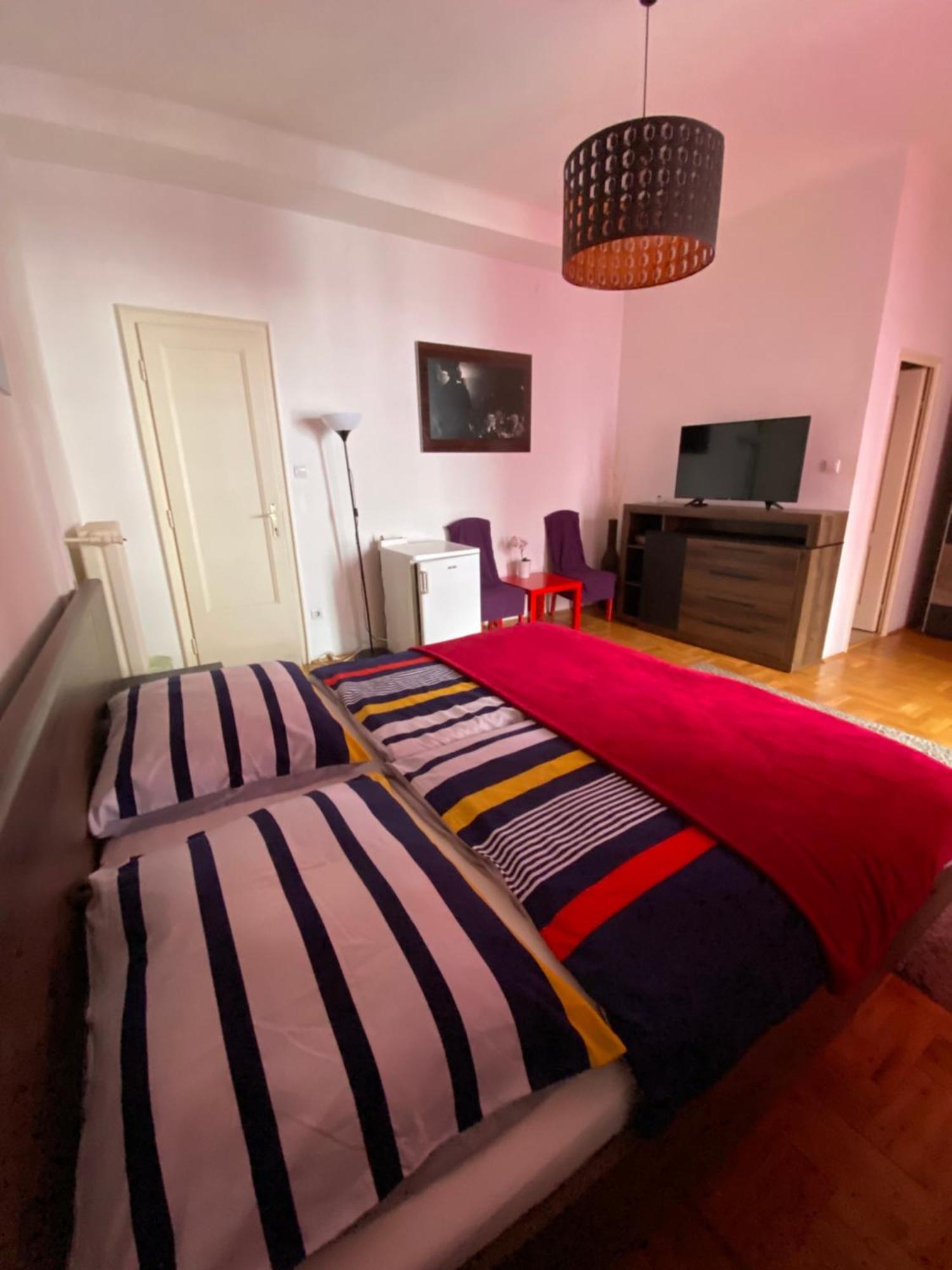 Holiday Apartments & Rooms Next Danube Promenade Budapest Bagian luar foto